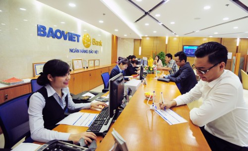 BAOVIET Bank “Đón hè rộn ràng, Hàng ngàn quà tặng”