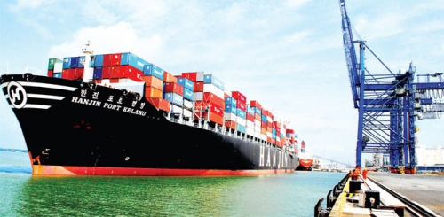 10 nhóm hàng xuất khẩu lớn nhất tính đến 30/4