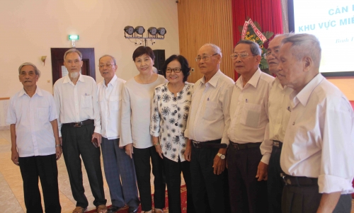 Gặp mặt cán bộ ngân hàng B68 miền Trung - Tây Nguyên