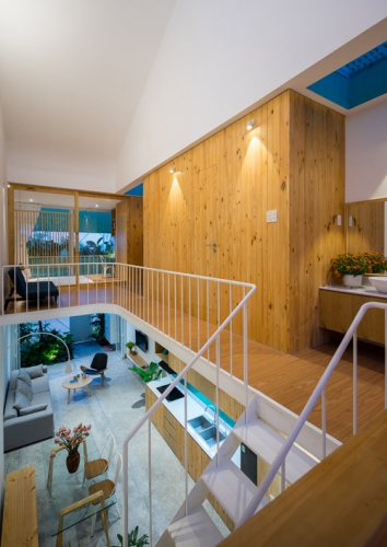 Ốc đảo dịu mát trong ngôi nhà hướng Tây ở Sài Gòn