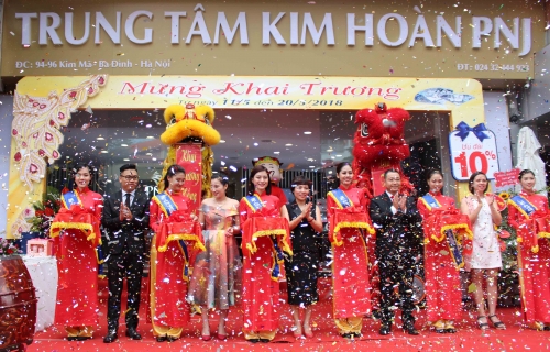 PNJ khai trương trung tâm kim hoàn mới tại Hà Nội và Ninh Thuận PNJ khai trương trung tâm kim hoàn mới tại Hà Nội và Ninh Thuận