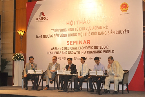 Nên ưu tiên ổn định tài chính