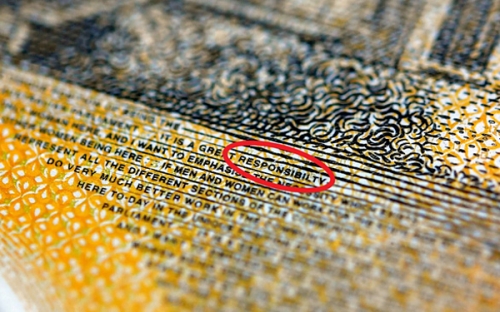 Tờ 50 đôla của Úc bị “lỗi đánh máy”