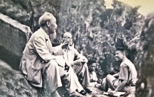 Thăm nơi một thời giữ yên giấc ngủ của Bác