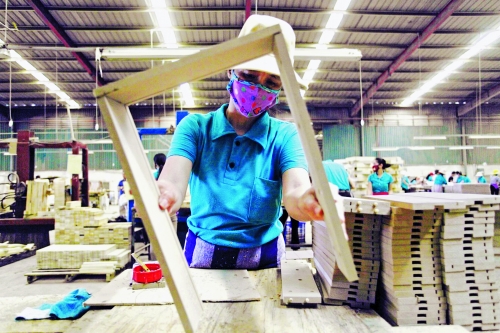 Khai thác thị trường đồ gỗ nội địa