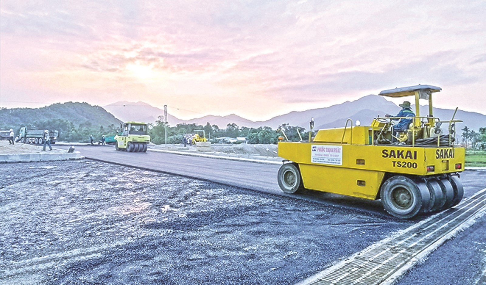 tin hieu lac quan trong thu hut dau tu