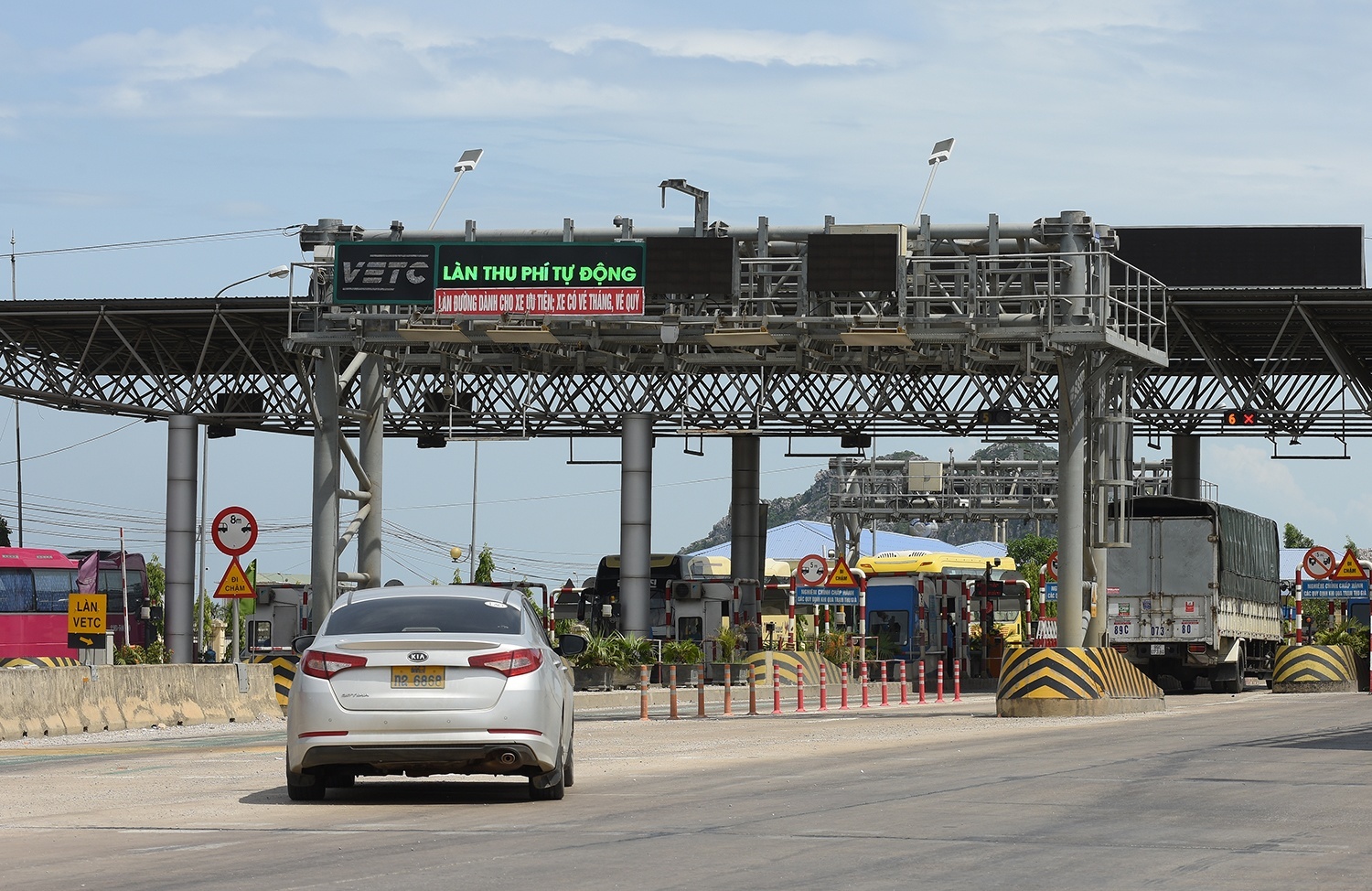 nhieu bat cap khi trien khai thu phi khong dung