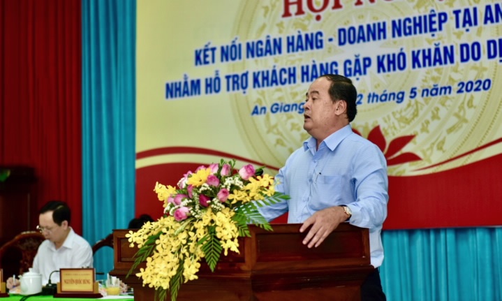 nganh ngan hang lang nghe trien khai quyet liet cac giai phap ho tro doanh nghiep tren dia ban tinh an giang