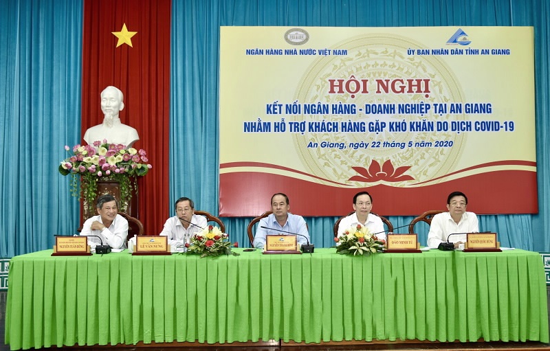 nganh ngan hang lang nghe trien khai quyet liet cac giai phap ho tro doanh nghiep tren dia ban tinh an giang