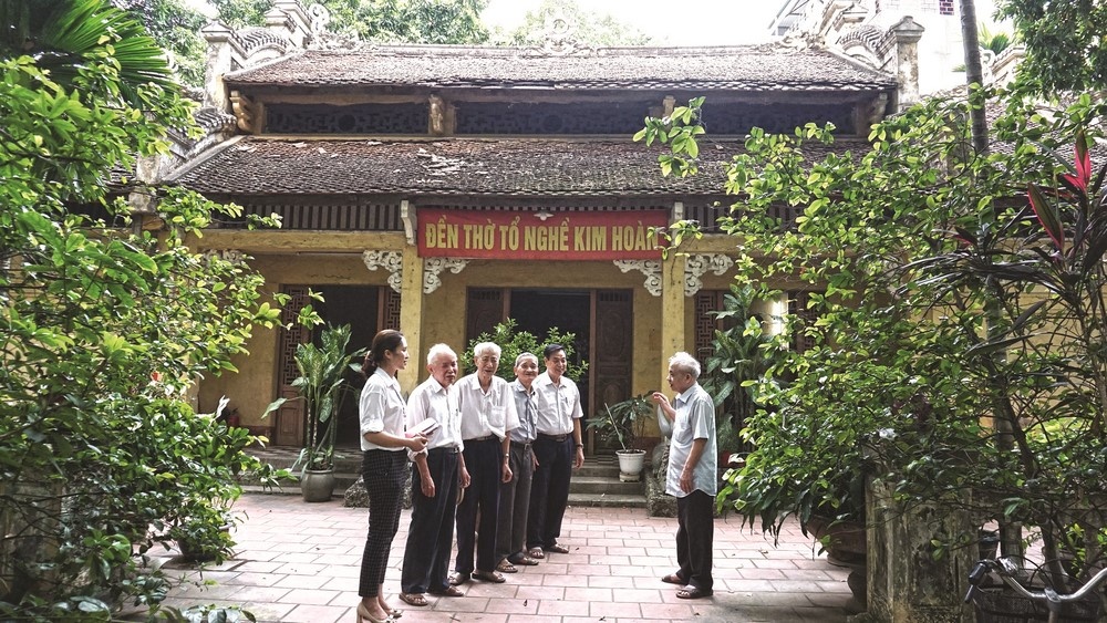 nhung nguoi giu lua nghe dau bac dinh cong