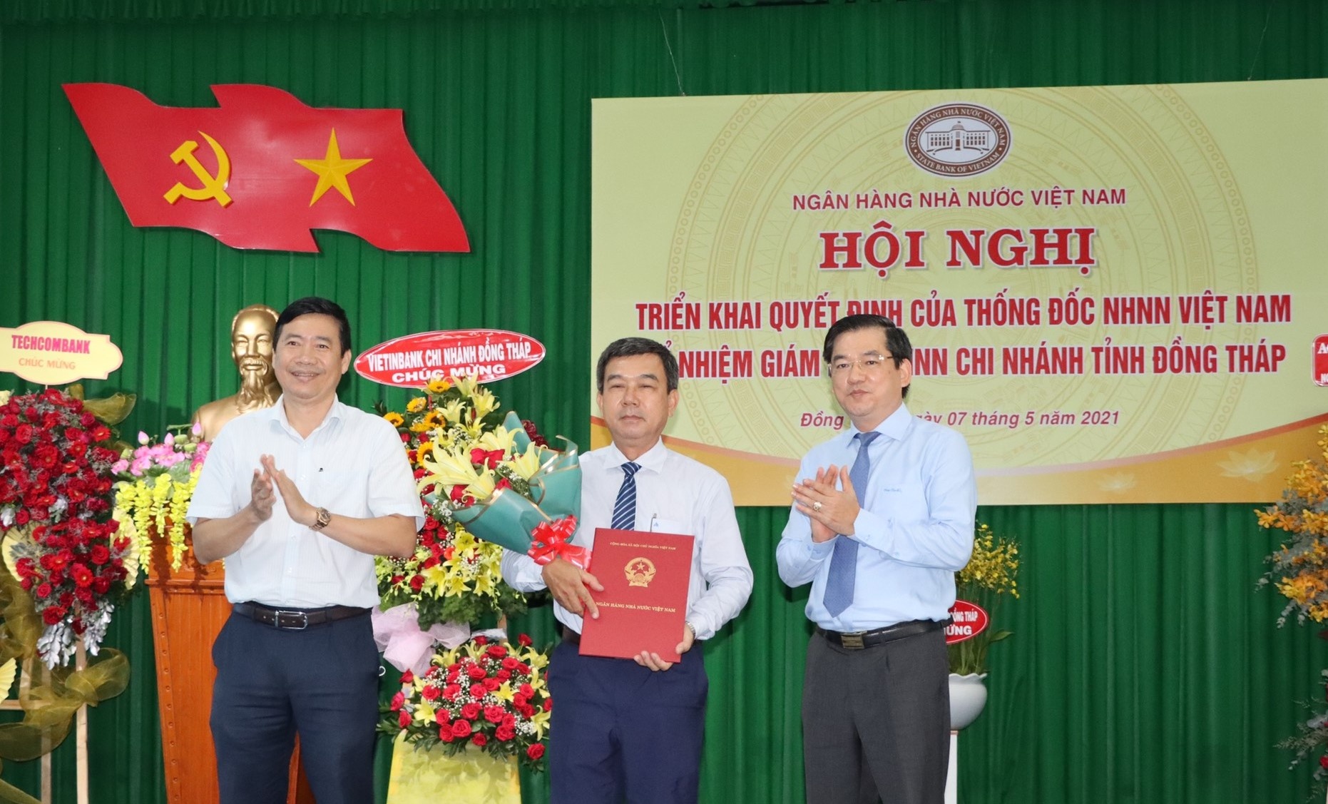 ong vuong tri phong duoc bo nhiem lam giam doc nhnn chi nhanh dong thap