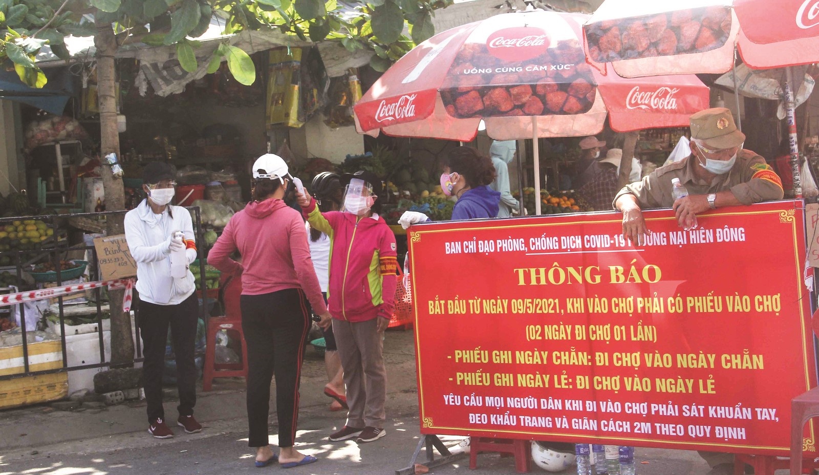 khi thuong de tu phuc vu