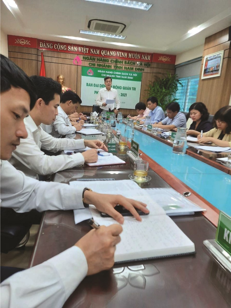 tin dung uu dai giup nguoi dan chuyen doi nghe hieu qua