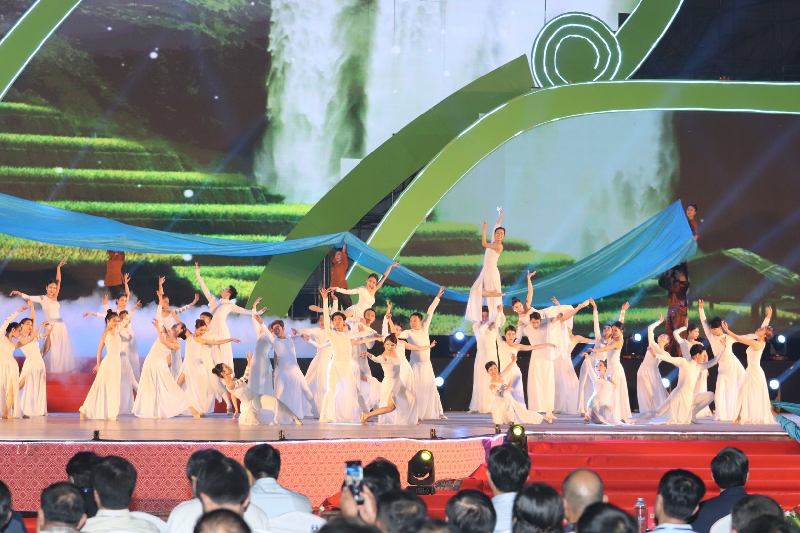 khai mac festival trai cay va san pham ocop viet nam nam 2022