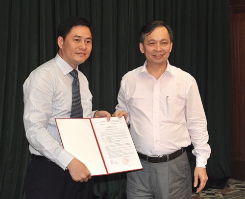 Bổ nhiệm ông Bùi Hữu Toàn giữ chức Phó Chánh Văn phòng, Văn phòng NHNN Bổ nhiệm ông Bùi Hữu Toàn giữ chức Phó Chánh Văn phòng, Văn phòng NHNN