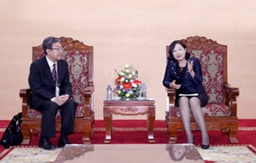 Luôn hoan nghênh và tạo điều kiện cho các nhà đầu tư Hàn Quốc hoạt động tại Việt Nam