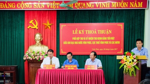 Vietcombank hợp tác thu NSNN trên địa bàn Vĩnh Phúc và Phú Yên