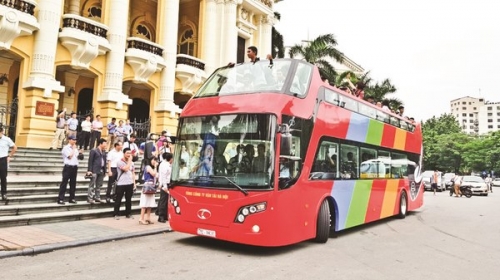 Xe buýt 2 tầng chính thức lăn bánh