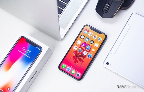 Phải 2 năm nữa thì toàn bộ iPhone mới có màn hình OLED Phải 2 năm nữa thì toàn bộ iPhone mới có màn hình OLED