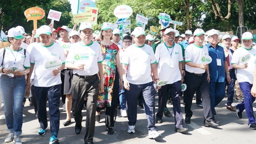 Ra quân phong trào chống rác thải nhựa