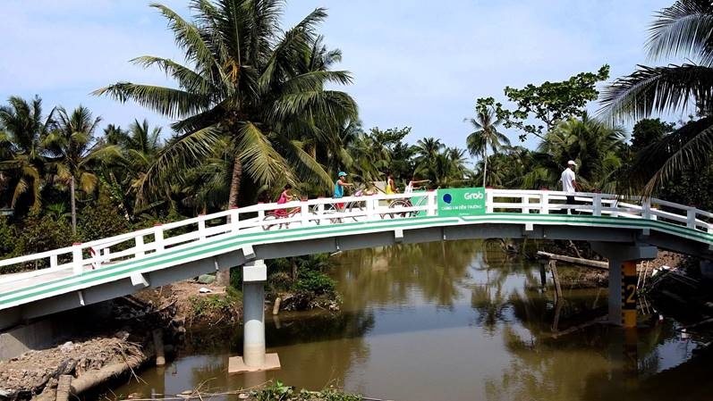 grab va quy bao tro tre em viet nam day manh du an xay cau den lop