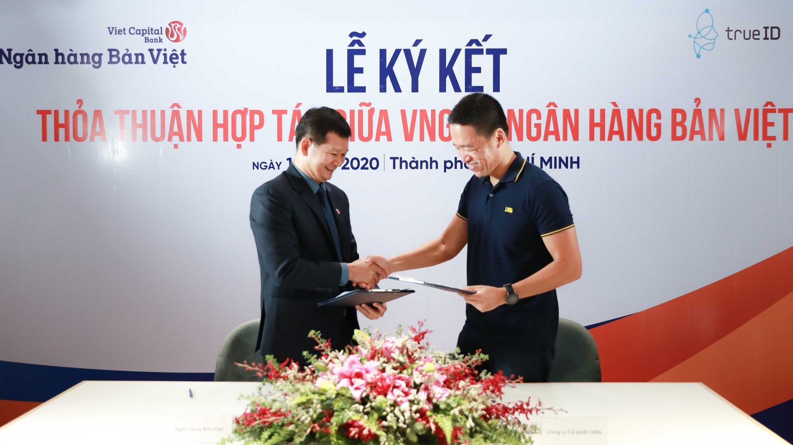 Ngân hàng đầu tiên triển khai giải pháp định danh khách hàng điện tử ngan hang dau tien trien khai giai phap dinh danh khach hang dien tu