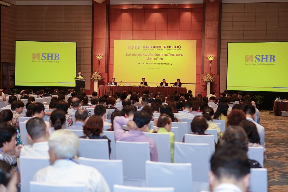 shb muc tieu top 3 ngan hang tmcp tu nhan huong toi chuan muc basel iii