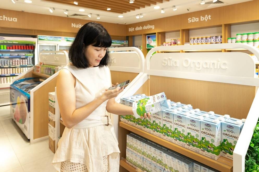 Vinamilk 8 năm liên tiếp là thương hiệu được người tiêu dùng Việt Nam chọn mua nhiều nhất