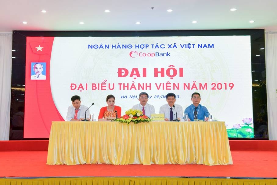 nang cao vi the va cong nang ngan hang cua quy tin dung nhan dan