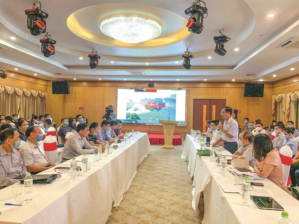 Ngành Ngân hàng Quảng Ninh: Gỡ khó cho kinh doanh tàu du lịch nganh ngan hang quang ninh go kho cho kinh doanh tau du lich