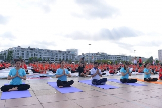 Tổ chức Ngày Quốc tế Yoga lần thứ 7 qua nền tảng trực tuyến