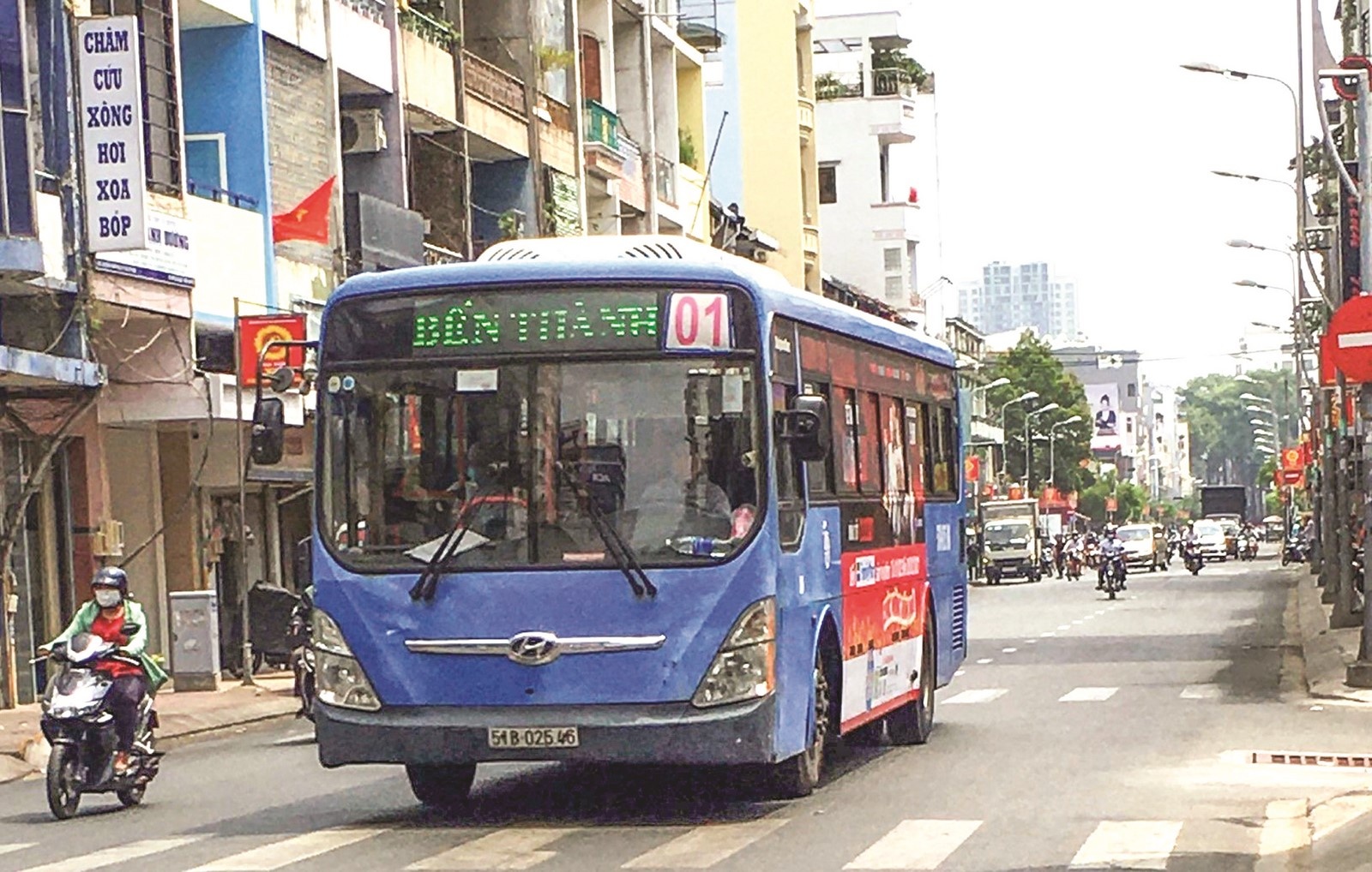 TP.HCM: “Lình xình” đề án quảng cáo trên thân xe buýt tphcm linh xinh de an quang cao tren than xe buyt