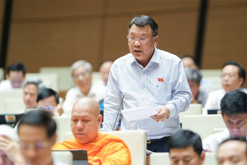 dai bieu quoc hoi tap trung trien khai nhanh chuong trinh phuc hoi kinh te