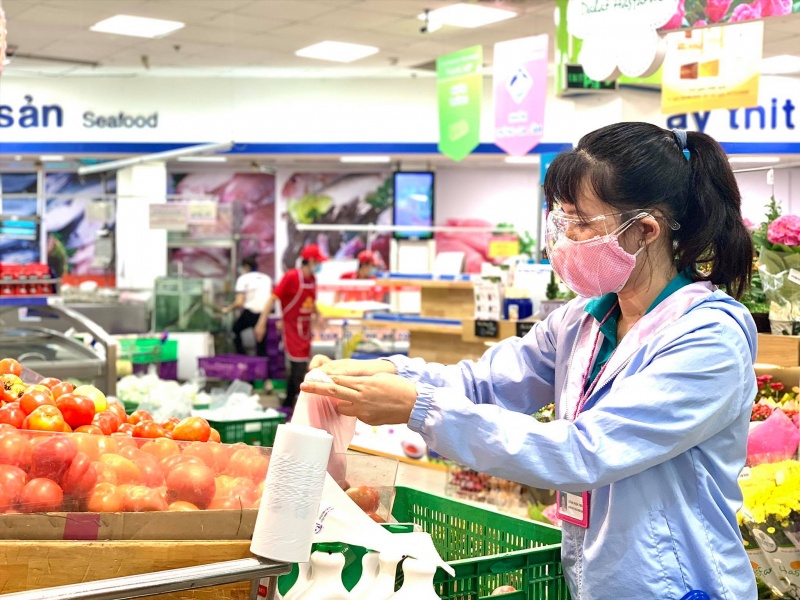 Sức mua tăng trở lại, bán lẻ khởi sắc nhưng vẫn lo suc mua tang tro lai ban le khoi sac nhung van lo