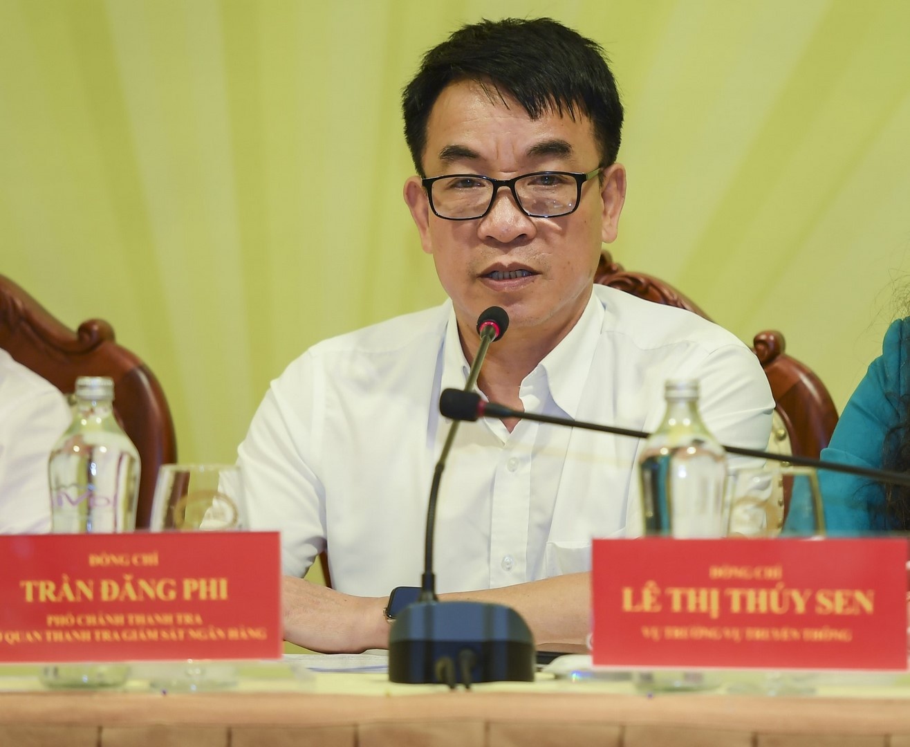 kiem soat lam phat la nhiem vu trong tam cua nganh ngan hang