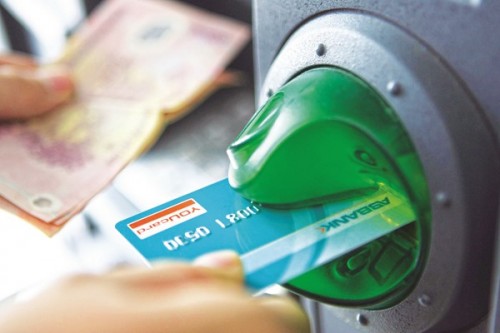 Chỉ tổ chức phát hành thẻ được thu phí của chủ thẻ Chỉ tổ chức phát hành thẻ được thu phí của chủ thẻ