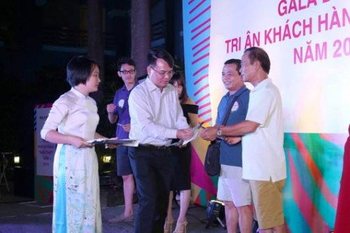 BAC A BANK tri ân các khách hàng thân thiết