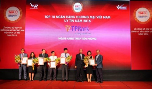 TPBank nhận giải thưởng NHTM Việt Nam uy tín năm 2016
