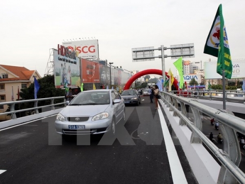 Thông xe cầu vượt vào sân bay Tân Sơn Nhất, nút giao Nguyễn Thái Sơn