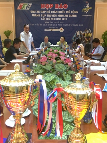 Tân Hiệp Phát tiếp tục tài trợ giải đua xe đạp nữ tranh cúp truyền hình An Giang Tân Hiệp Phát tiếp tục tài trợ giải đua xe đạp nữ tranh cúp truyền hình An Giang