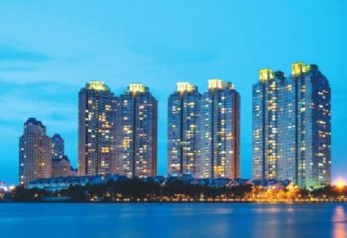 Địa ốc và những cuộc sang tên