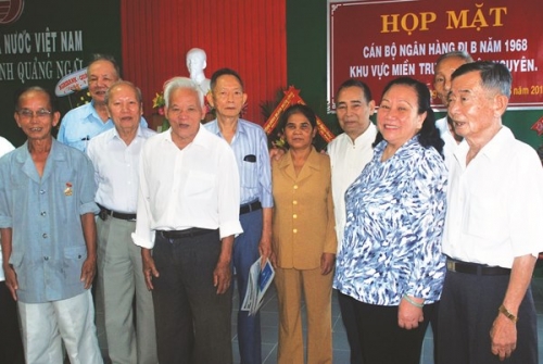 50 năm vẹn nghĩa, trọn tình