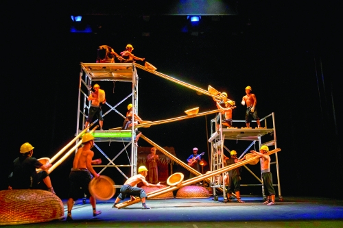 Xiếc Việt vươn cao, bay xa