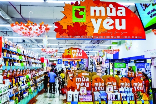 Từ vụ Big C tạm ngừng nhập hàng may mặc: Bài toán nằm ở cạnh tranh, chất lượng và giá cả Từ vụ Big C tạm ngừng nhập hàng may mặc: Bài toán nằm ở cạnh tranh, chất lượng và giá cả