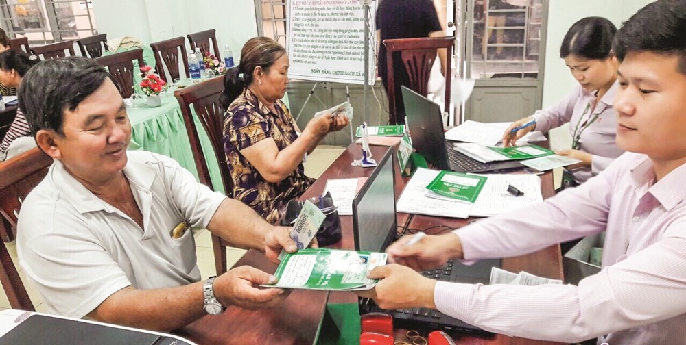 Đưa tín dụng chính sách xã hội đến người nghèo đô thị