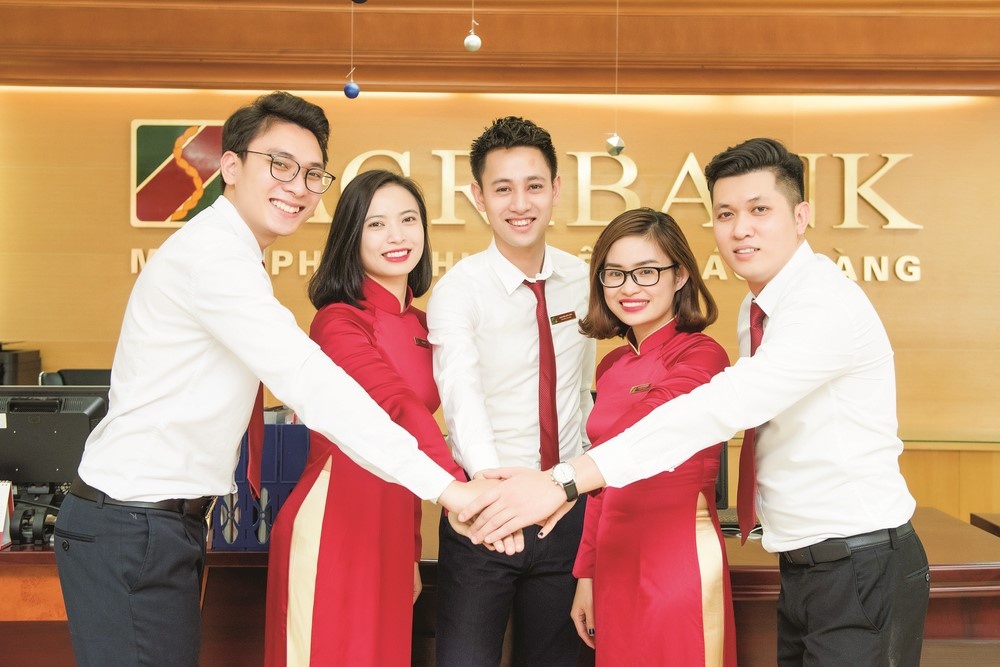 Thi đua là động lực để Agribank phát triển