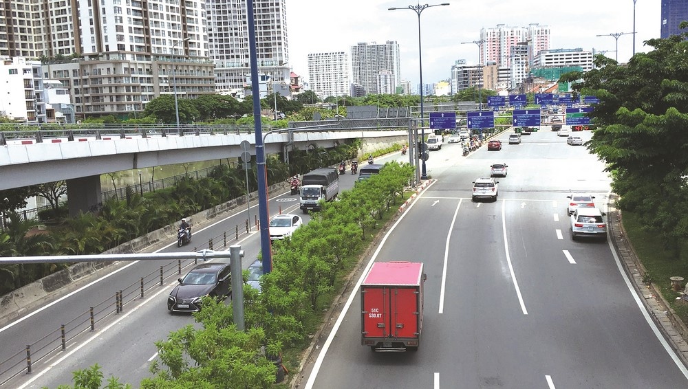 TP.HCM: Sẽ thu phí ô tô vào khu vực trung tâm