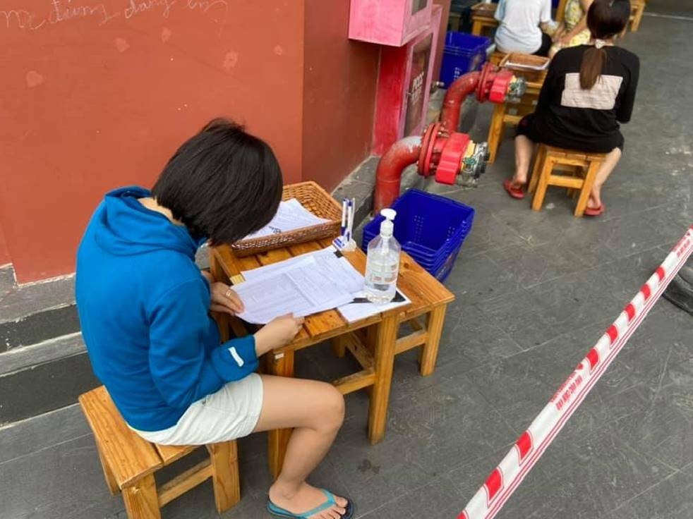 Co.opmart áp dụng cách mua sắm hạn chế tối đa lây nhiễm tại siêu thị