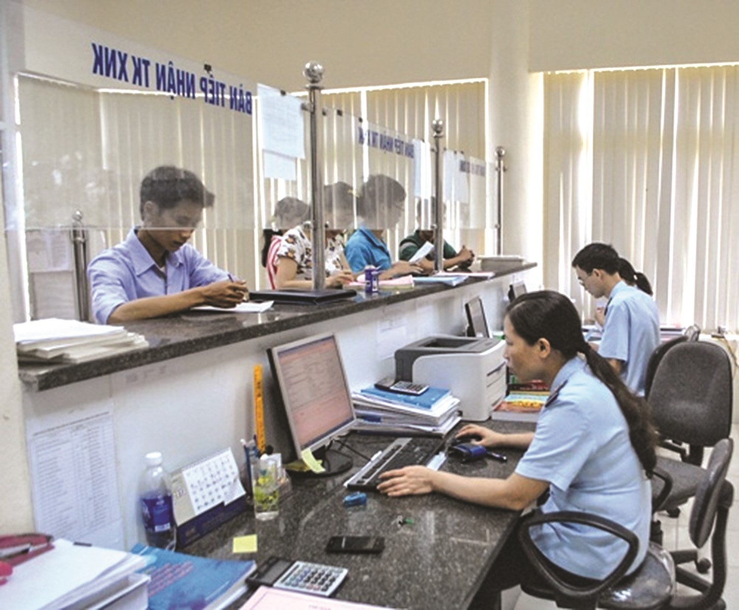 nhieu chuyen bien ve thu tuc hanh chinh xuat nhap khau