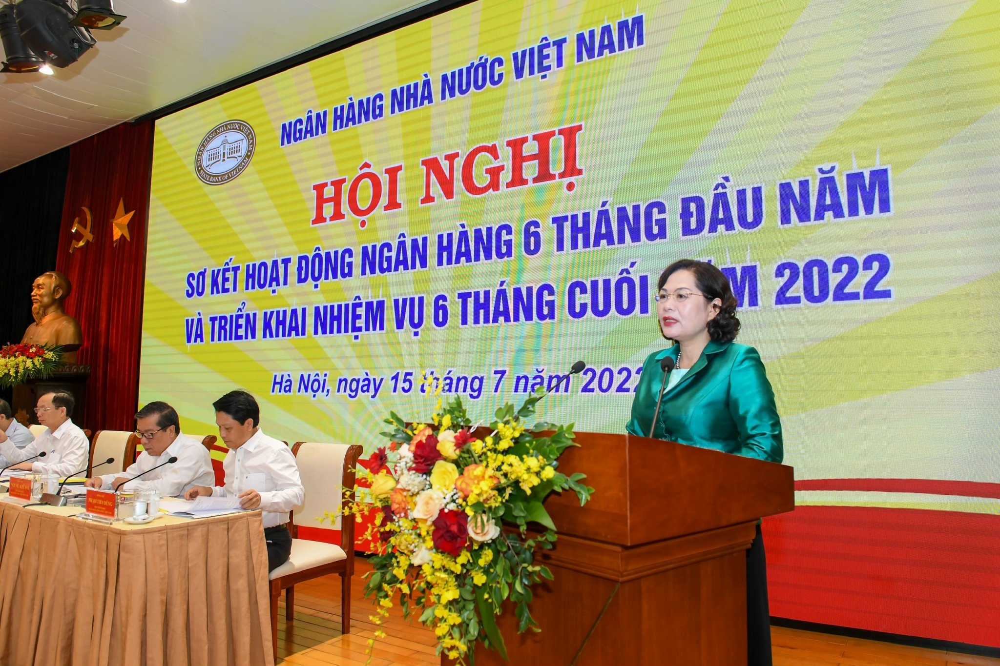 Chính sách tiền tệ góp phần kiểm soát lạm phát, ổn định kinh tế vĩ mô chinh sach tien te gop phan kiem soat lam phat on dinh kinh te vi mo